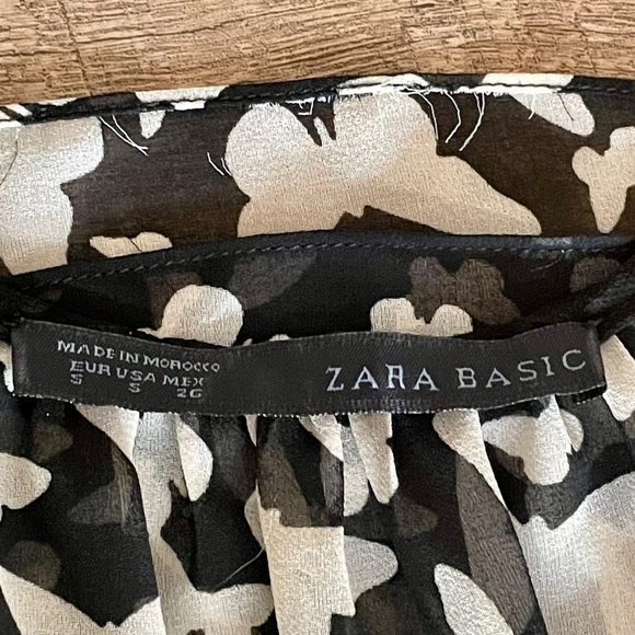 🌺 Zara Sheer Butterfly Print Lightweight Boho Peasant Blouse Size S - Picture 8 of 11
